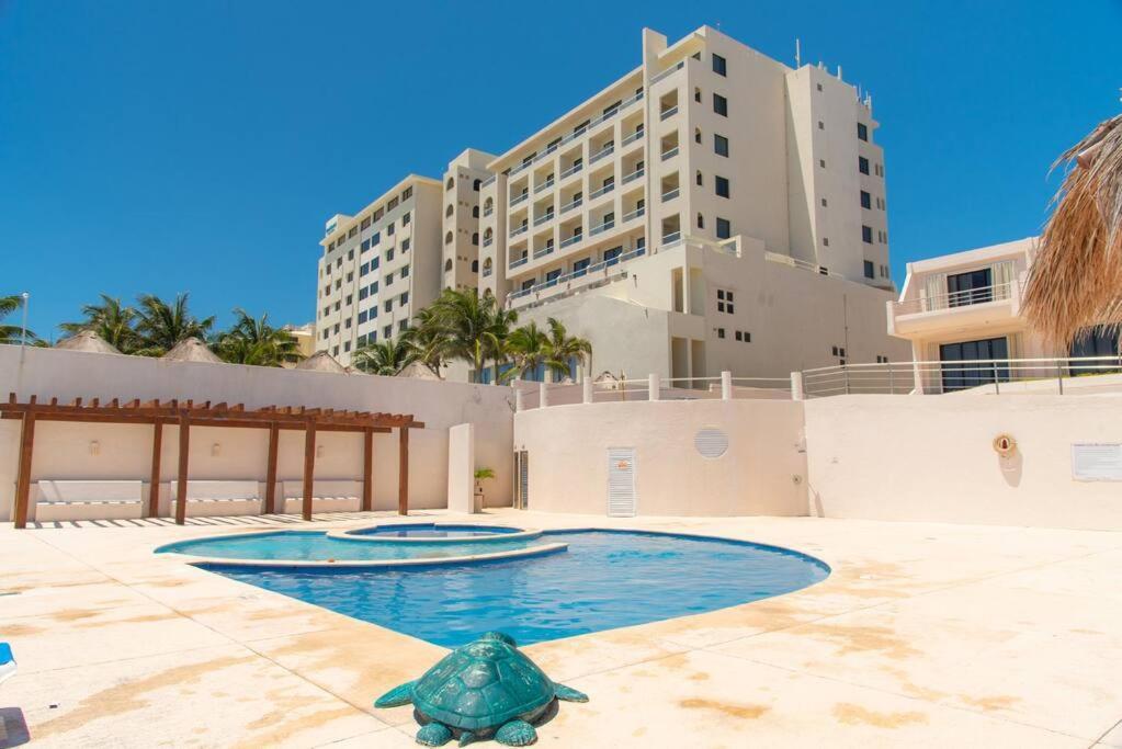 2 Bedrooms Ocean View *