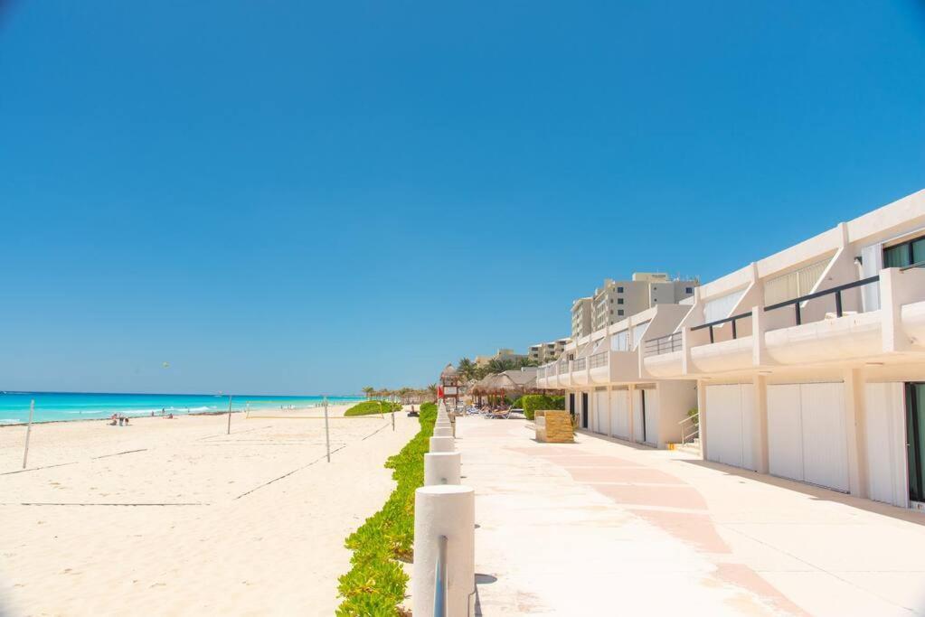 2 Bedrooms Ocean View *