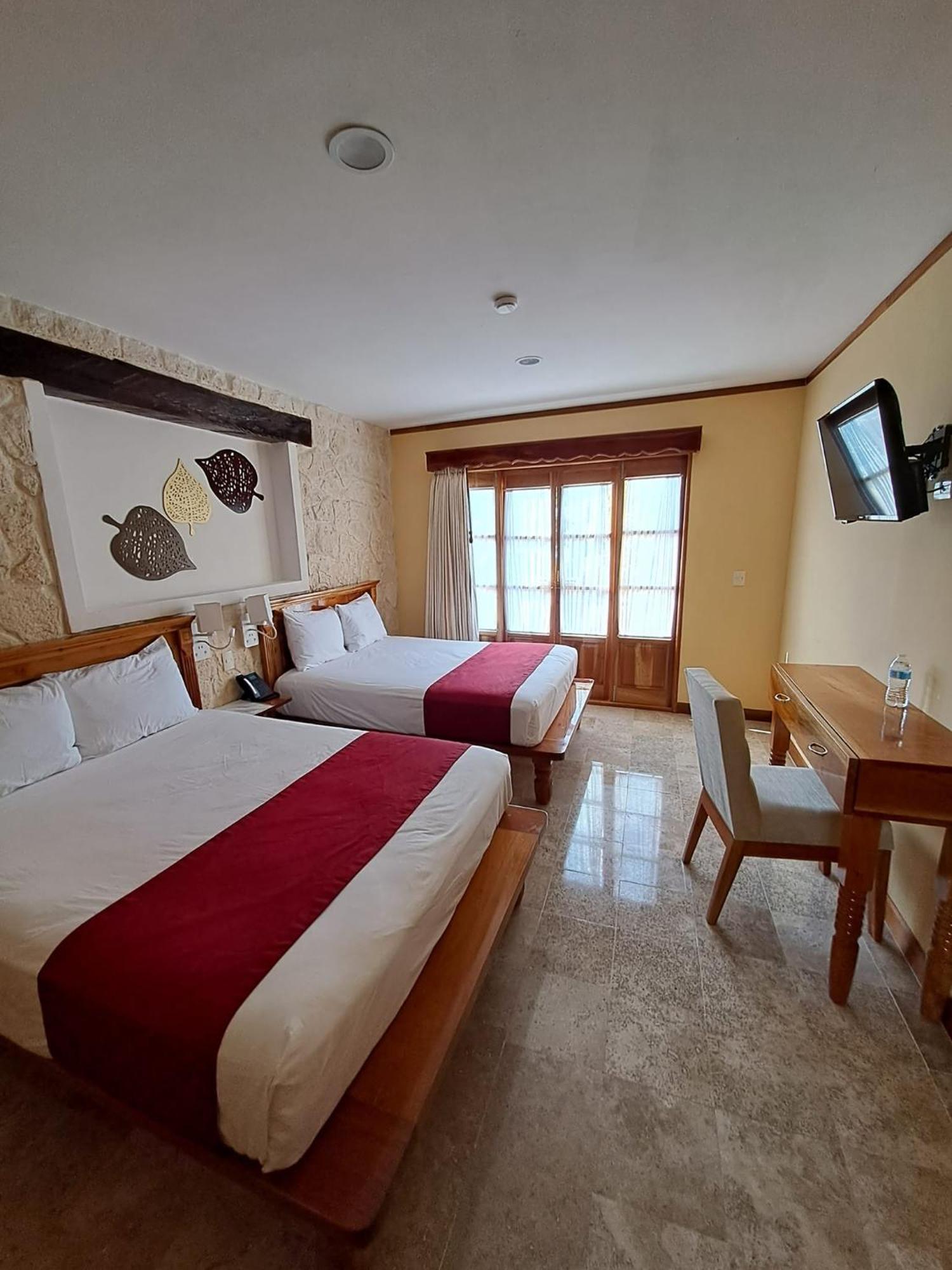 Deluxe Suites Cancún