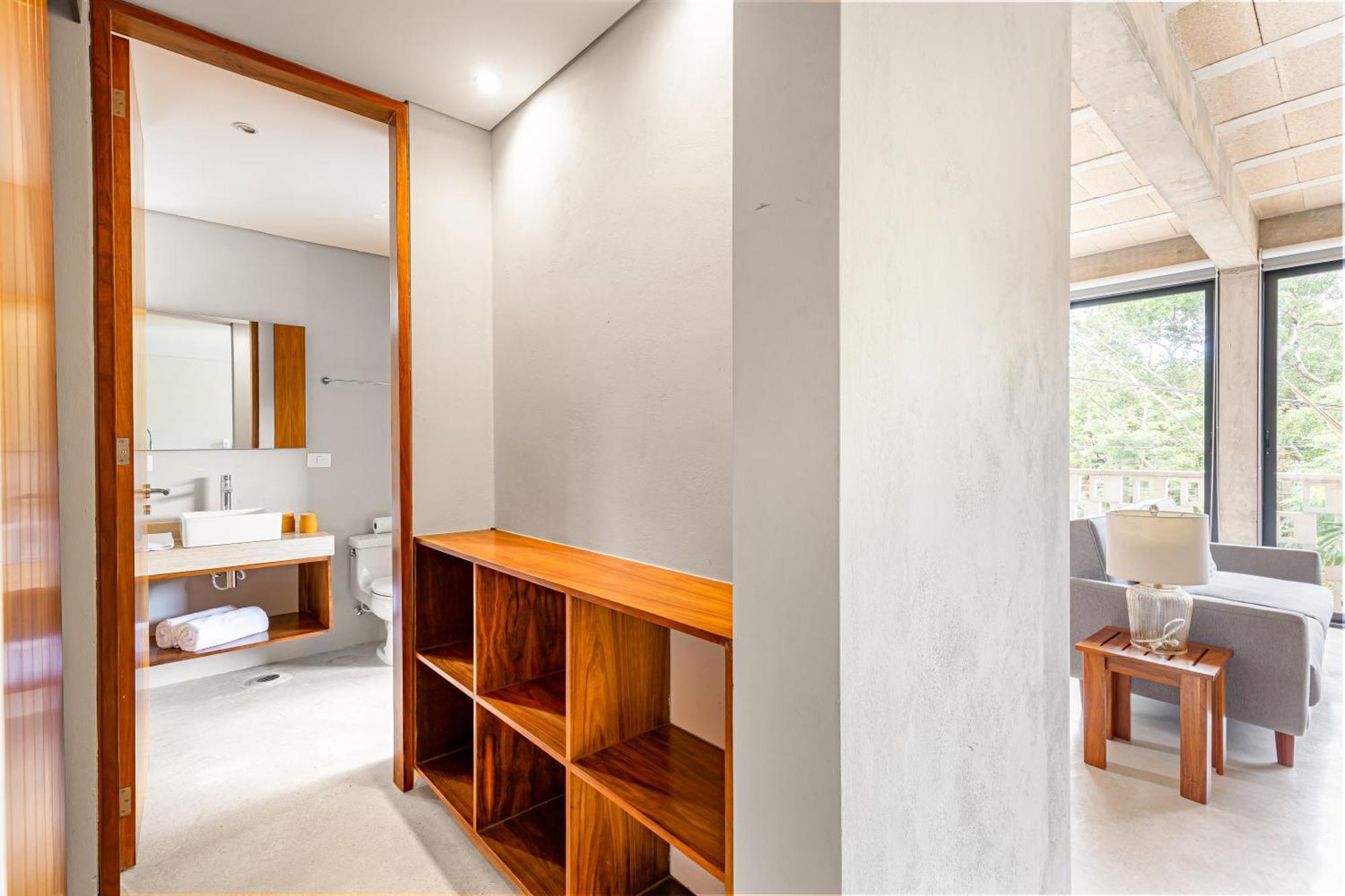 Stylish Large Loft With Pool *