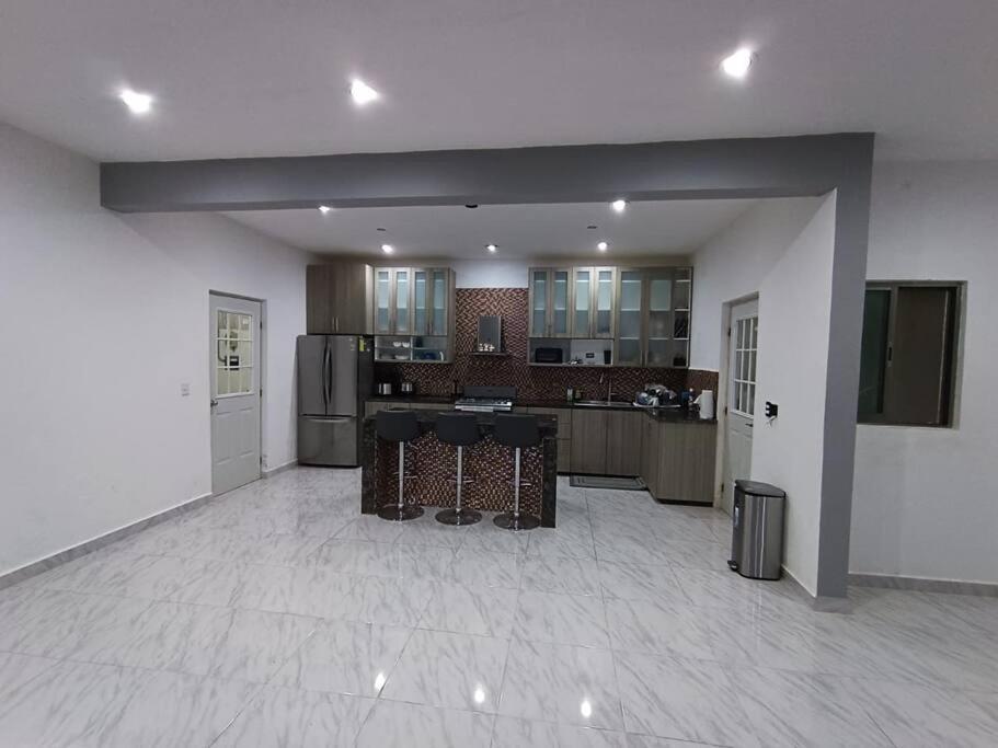 Gorgeous 7 Bedrooms Oasis Villa *