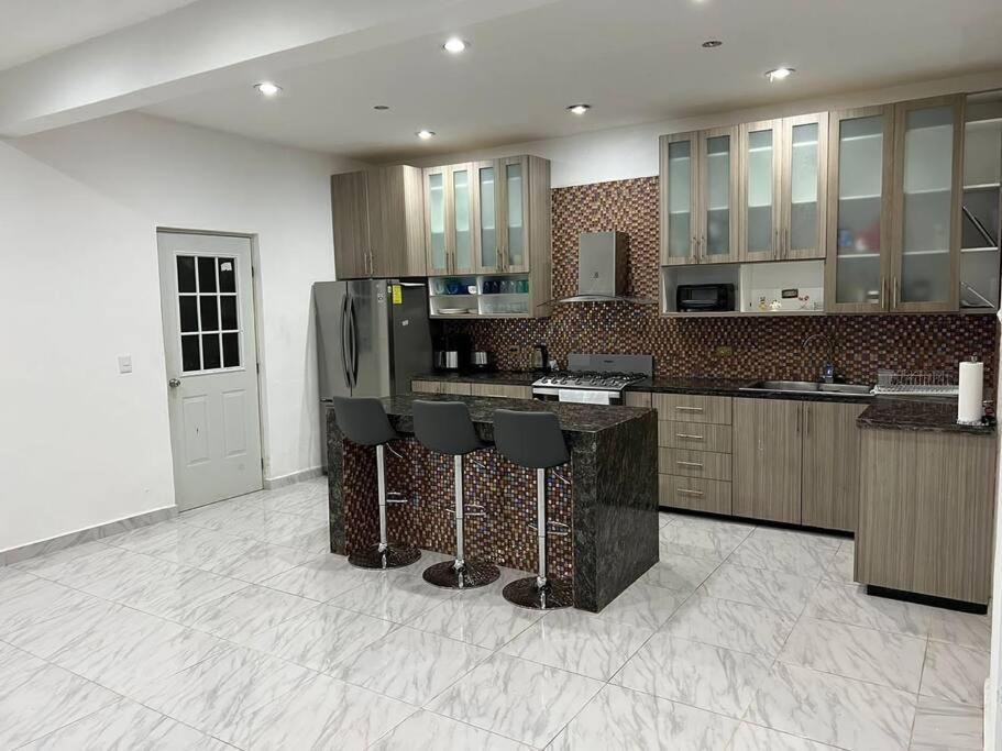 Villa Gorgeous 7 Bedrooms Oasis *