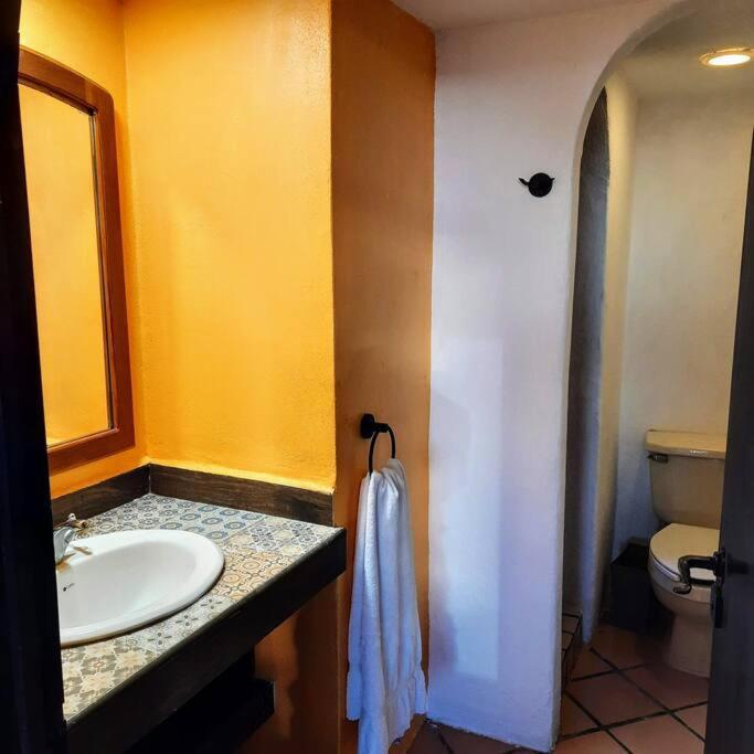 Casa Clarita Location 4 Your Experience *