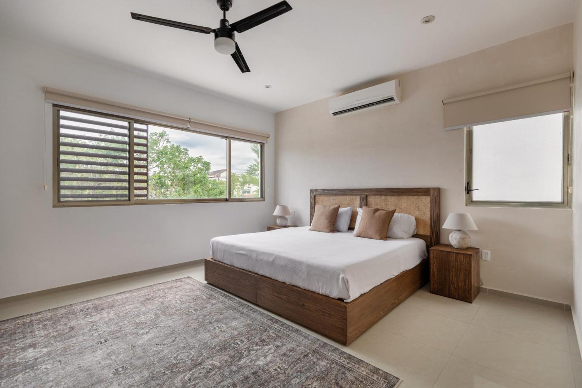 Large 4br Family House With Pool Apartamento