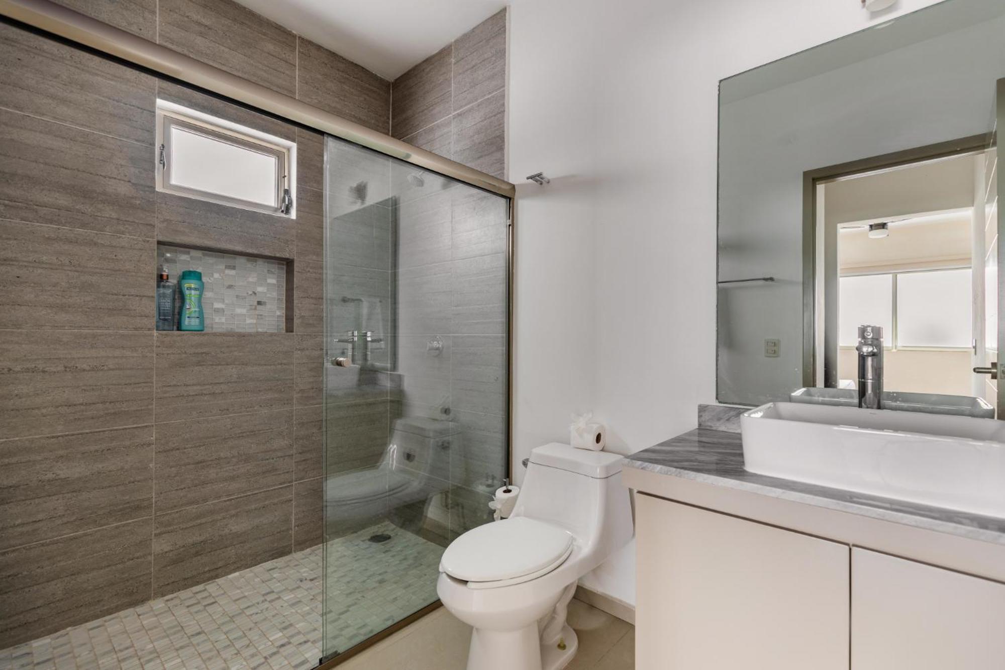 Large 4br Family House With Pool Apartamento *