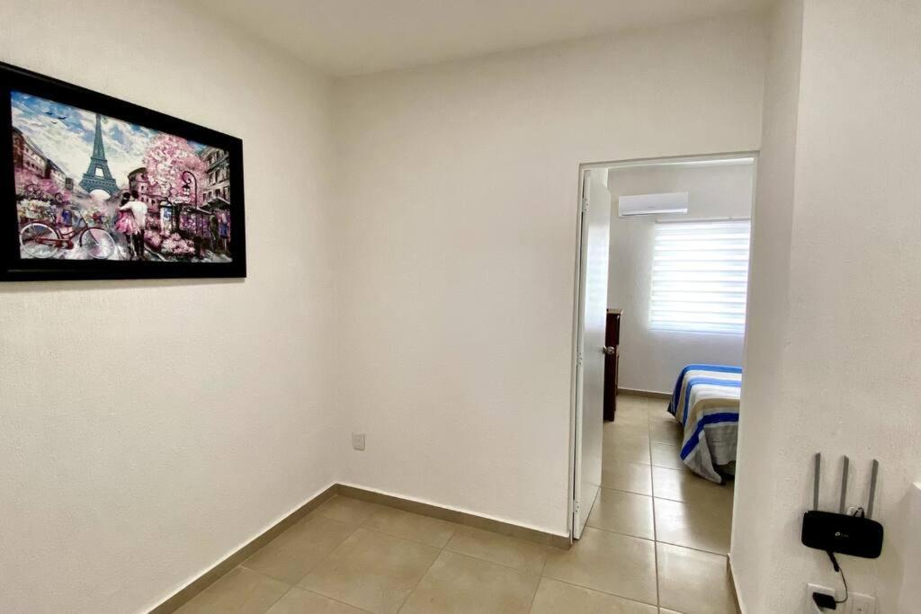 Preciosa Casa Nueva Con 3 Recamaras Y 3 Banos A 7 Min Del Tren Maya * Cancún