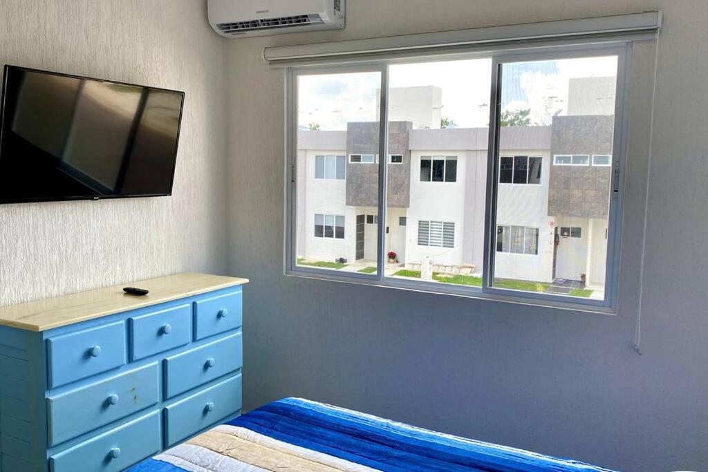 Preciosa Casa Nueva Con 3 Recamaras Y 3 Banos A 7 Min Del Tren Maya Сasa de vacaciones Cancún