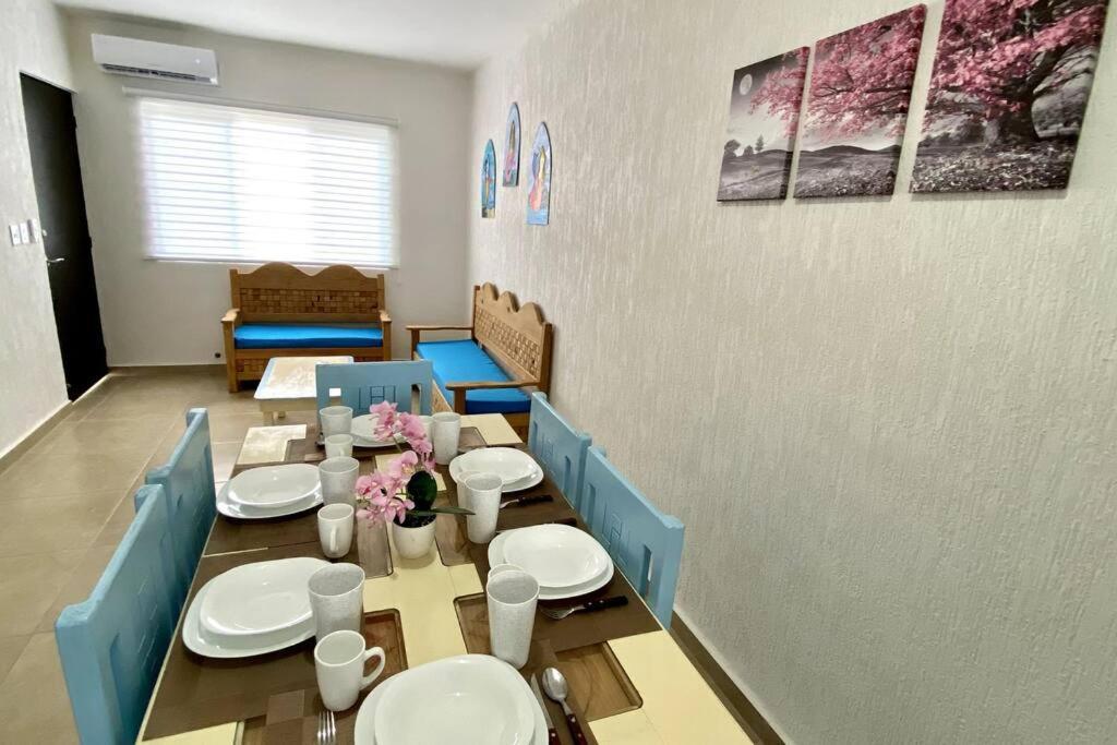 Preciosa Casa Nueva Con 3 Recamaras Y 3 Banos A 7 Min Del Tren Maya *