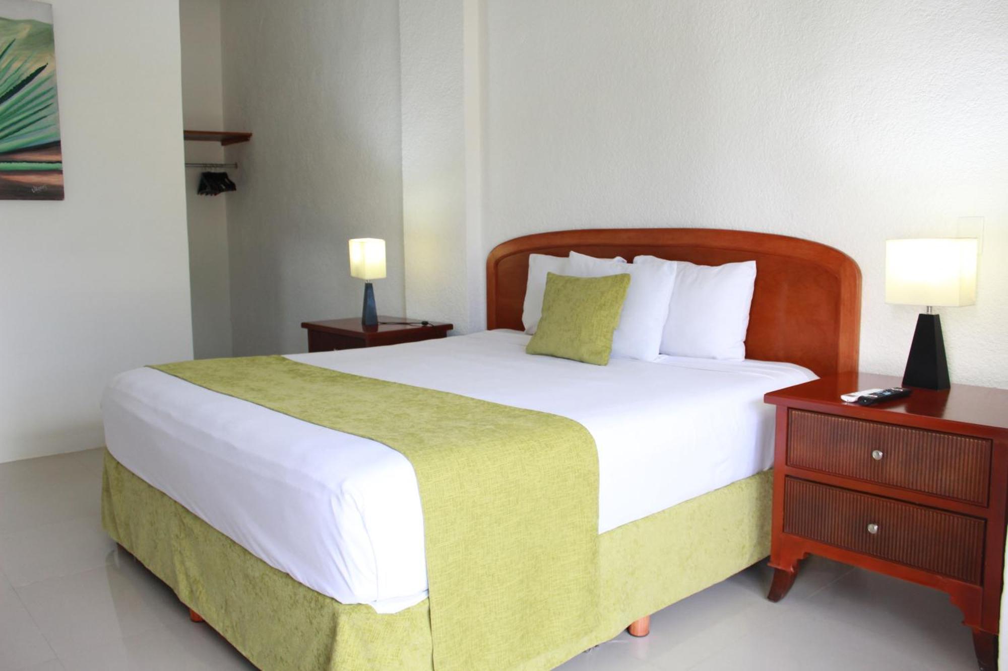 Sunlight Hotel 3*