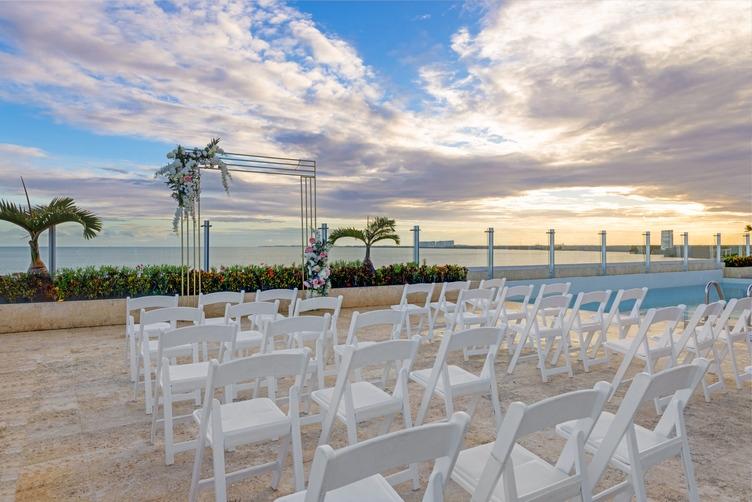 By Marriott Zone Hotel Cancún