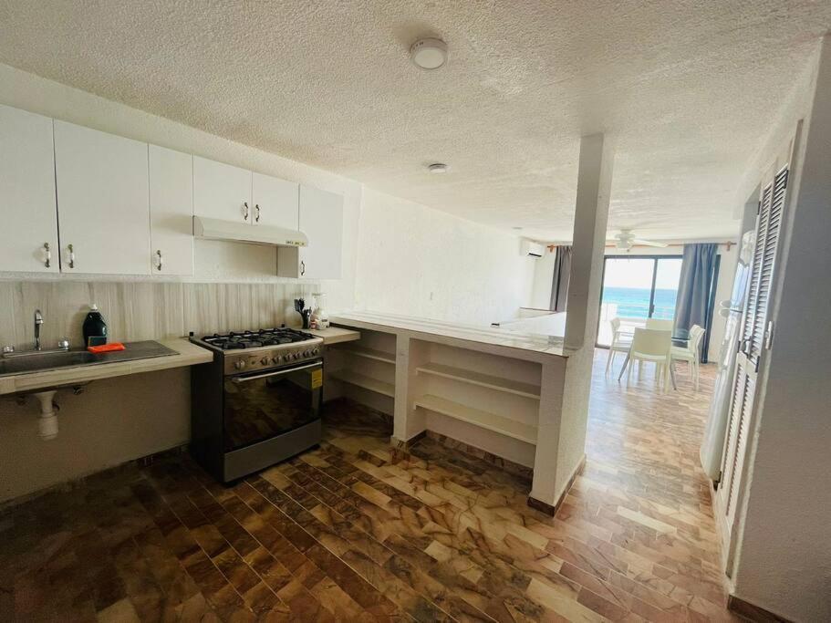 Oceanview 3br Apto In Marlin Beach, Zone - Mar406 - * Cancún