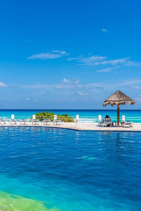 Oceanview 3br Apto In Marlin Beach, Zone - Mar406 - Apartamento Cancún