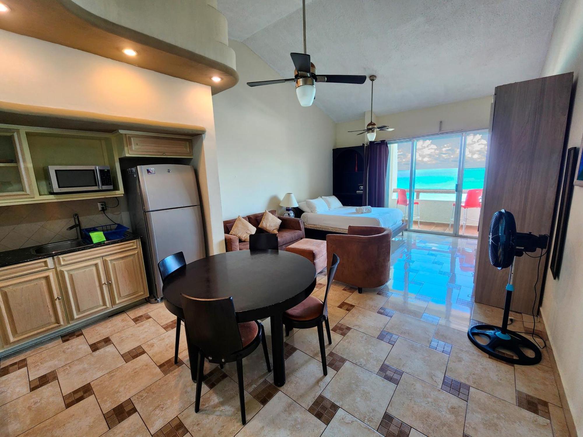 Apartment Beachfront Cancun