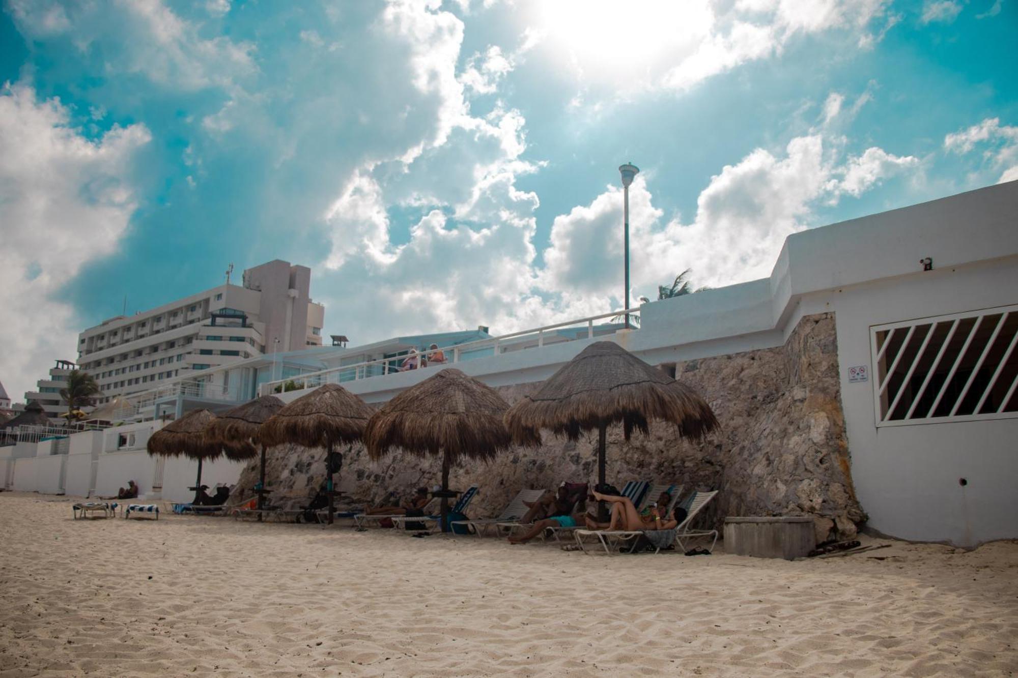 Apartment Beachfront Cancun