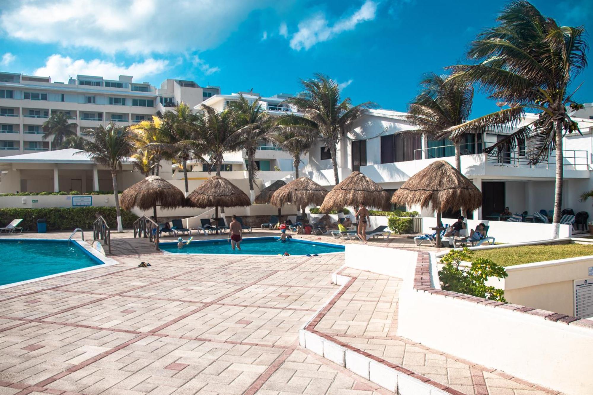 Apartment Beachfront Cancun