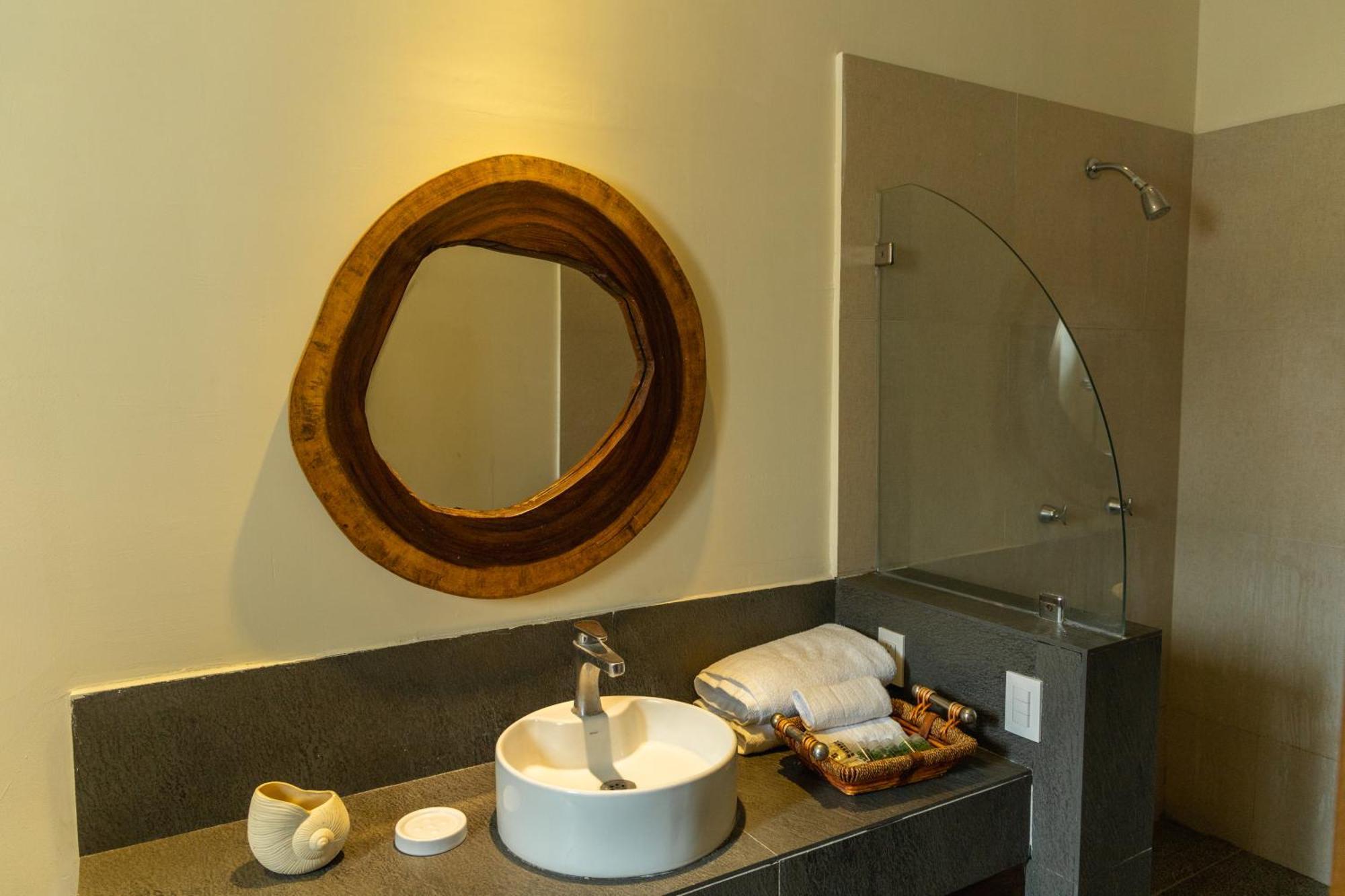 Hotel La Palma Beachfront Boutique - Self Check In 4*