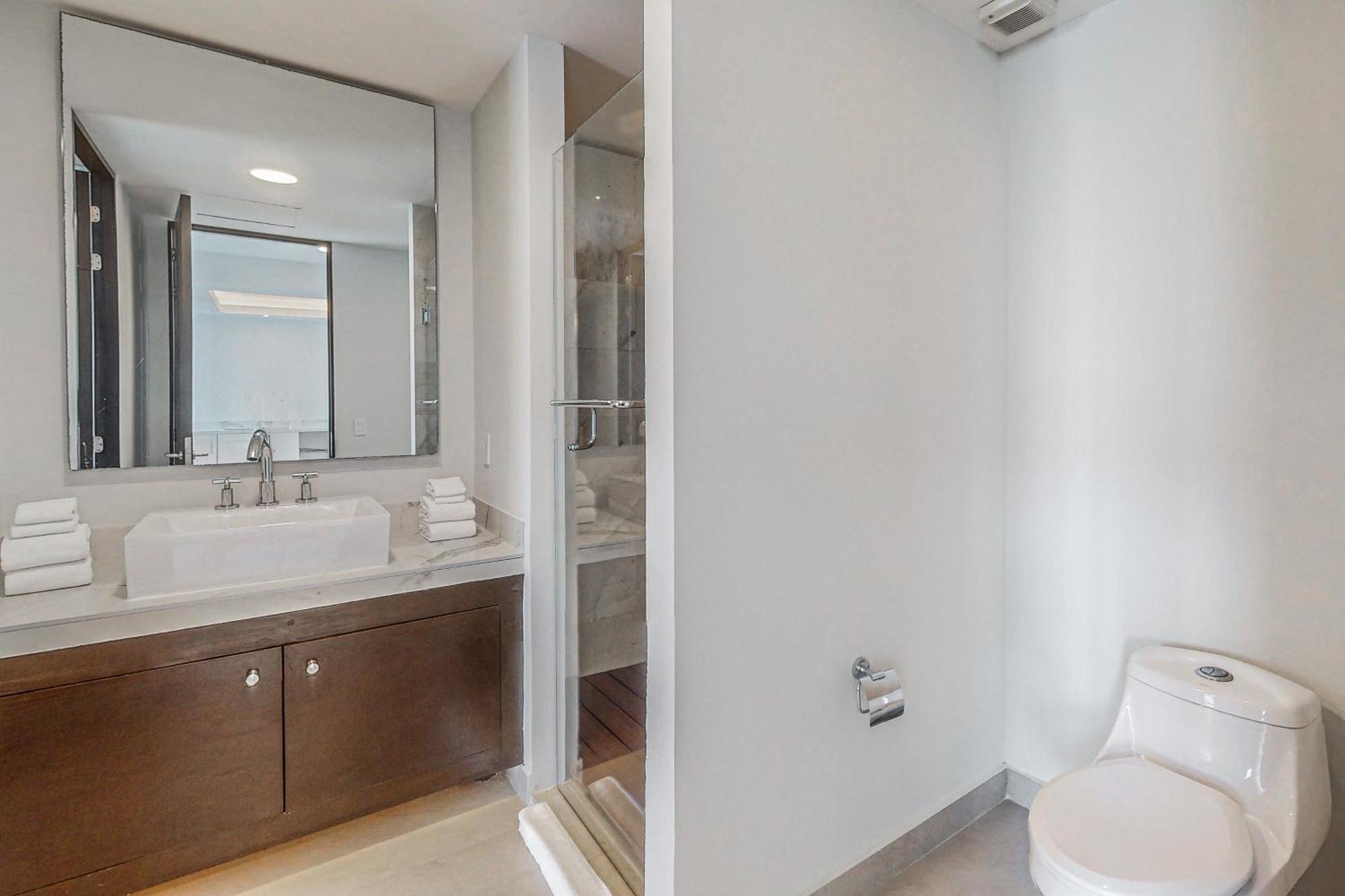 Apartamento Torre Peninsula 11-b *