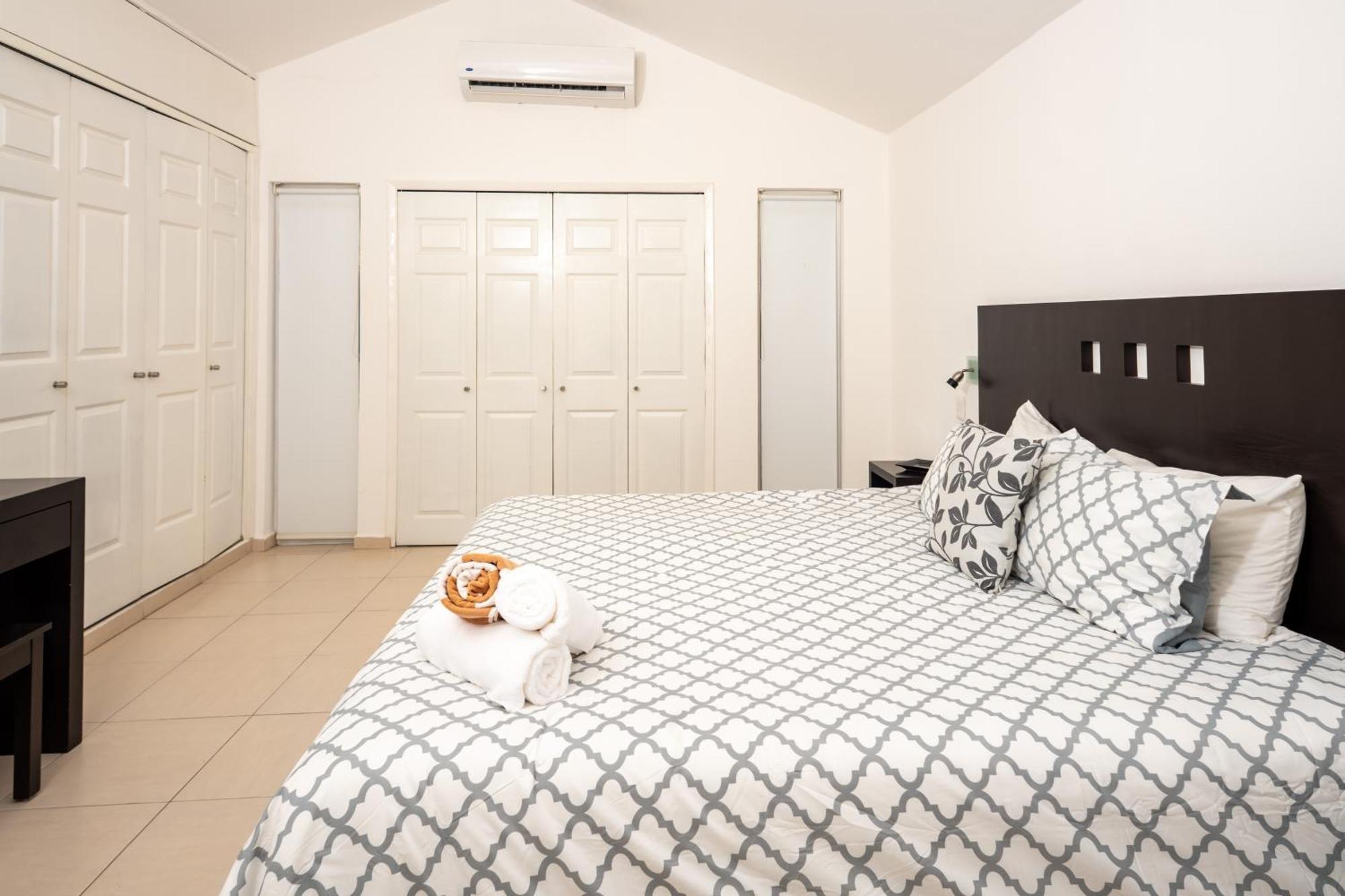 Apartamento Amplio Con Vista A La Laguna Cancún