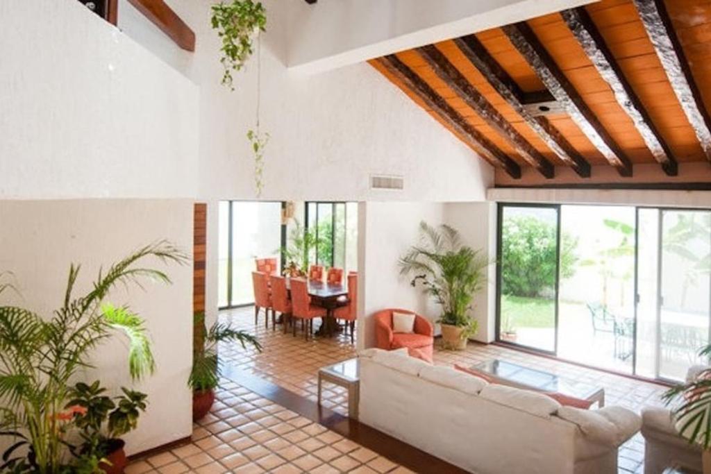Bella Con Acceso A La Playa Villa