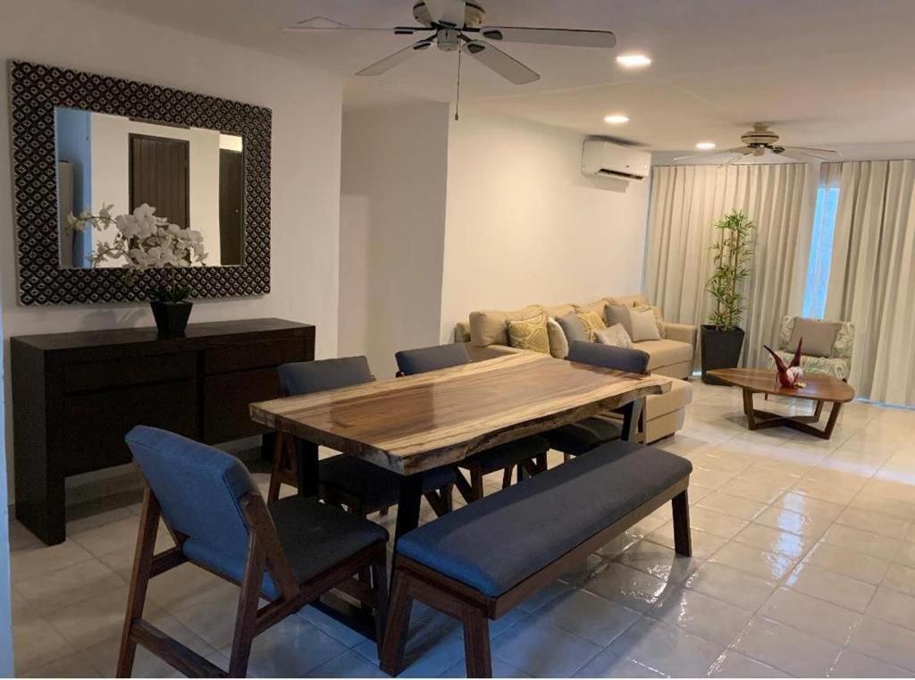 La Casa De La Tardecer * Cancún