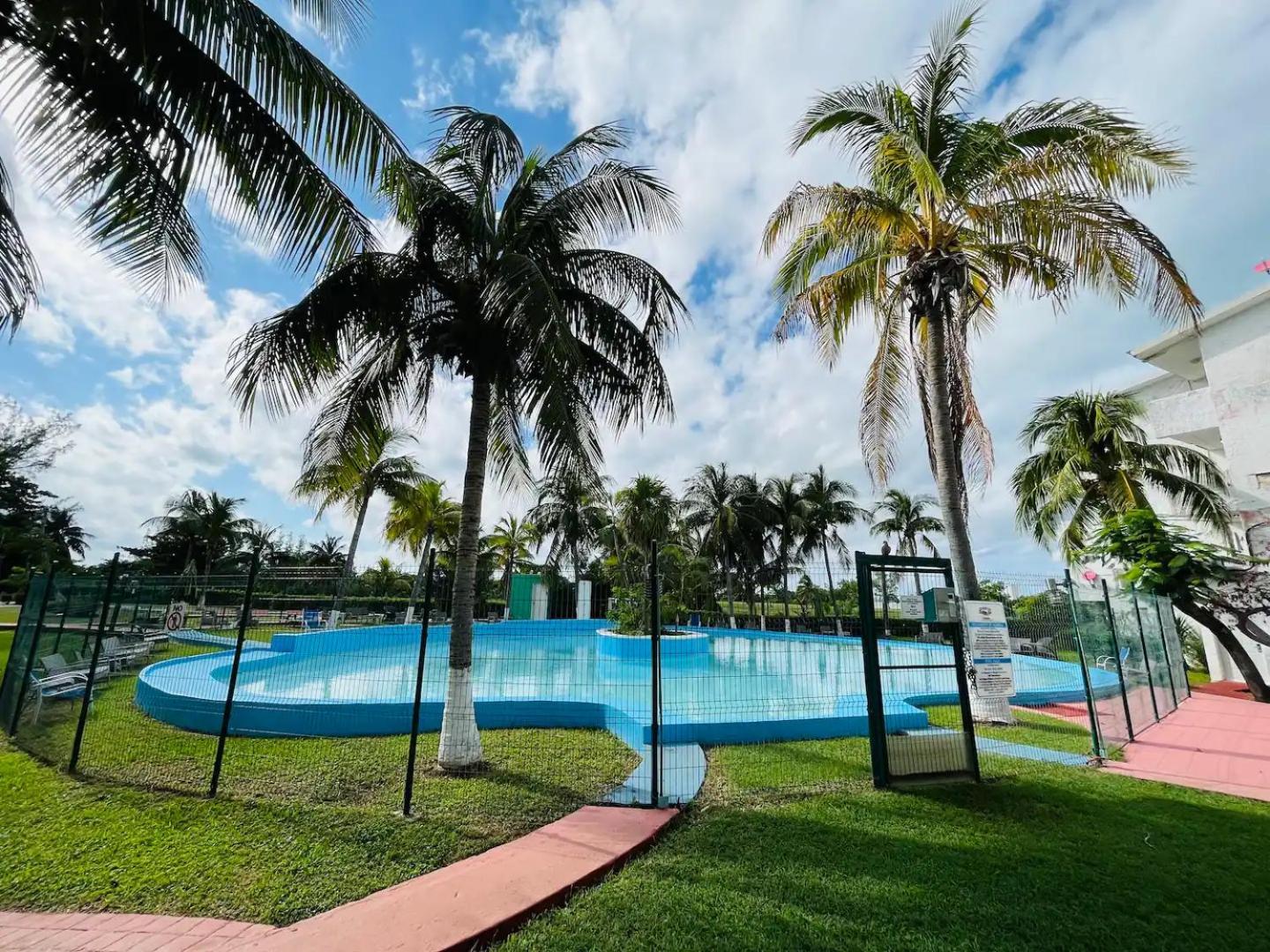 Apartamento Lindo Estudio A Un Lado Del Campo De Golf, #b - Gre301b - Cancún