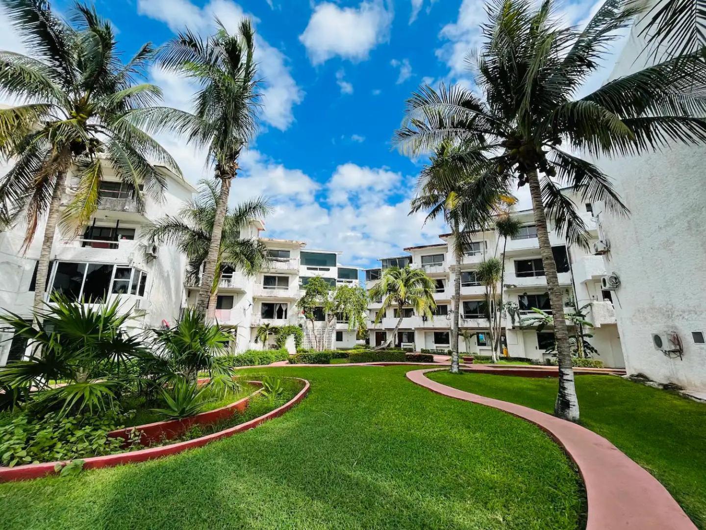 Apartamento Lindo Estudio A Un Lado Del Campo De Golf, #b - Gre301b - *