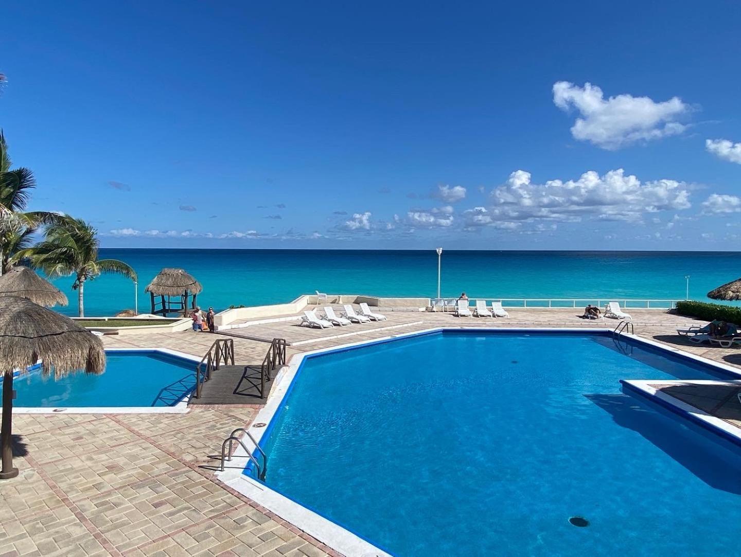 With Balcony Ocean & Lagoon View, Brisas Zone, By & Ocean Apartamento