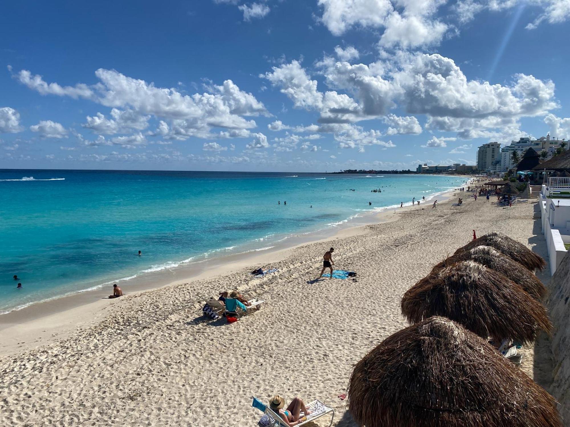Apartamento With Balcony Ocean & Lagoon View, Brisas Zone, By & Ocean