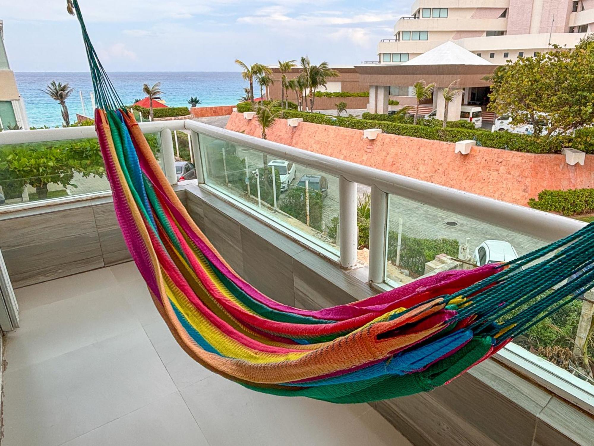 Apartamento With Balcony Ocean & Lagoon View, Brisas Zone, By & Ocean Cancún