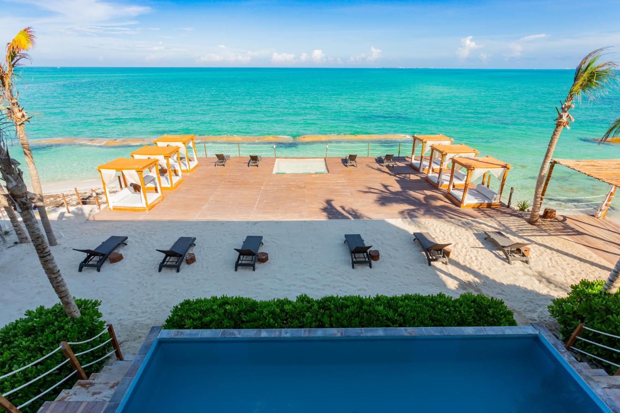 Isla Bla Nca Perfect Beach Location For Families And Weddings Villa Cancún