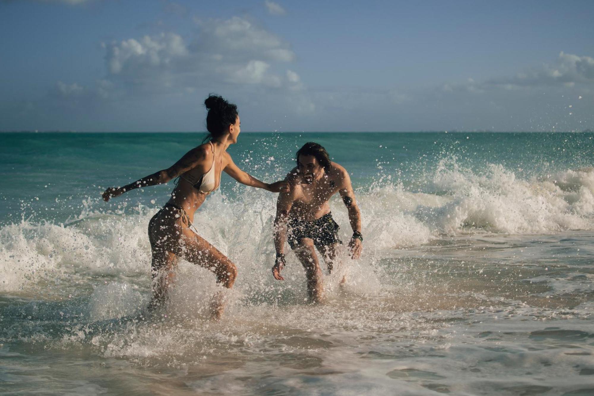 Isla Bla Nca Perfect Beach Location For Families And Weddings