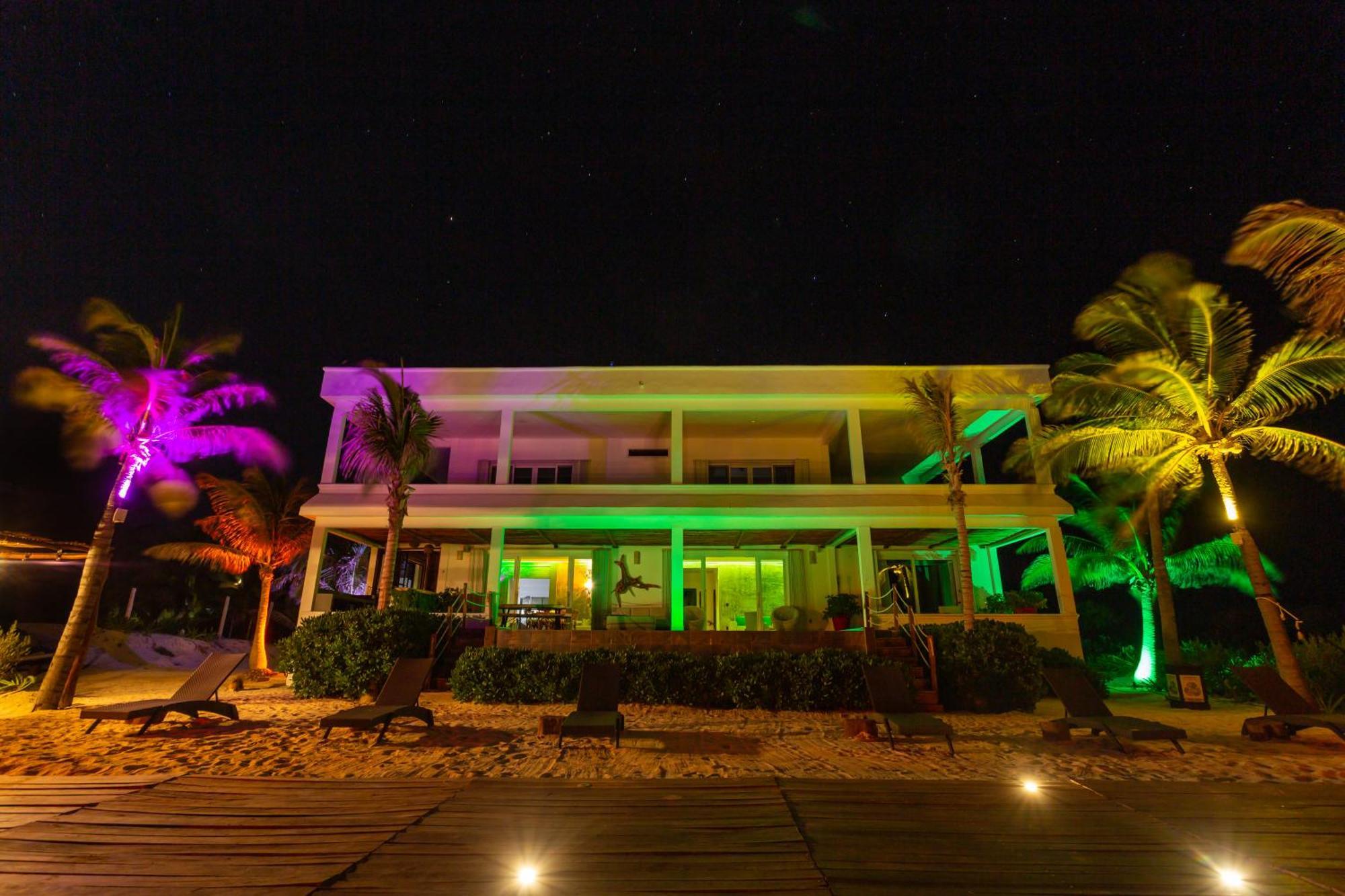 Isla Bla Nca Perfect Beach Location For Families And Weddings Villa