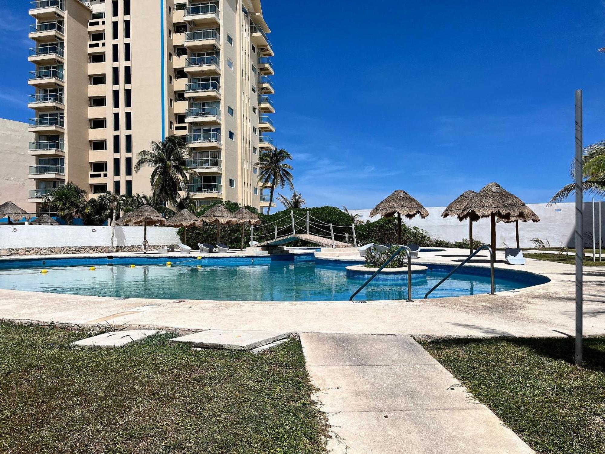 Beautiful Front Pent House In Cancun!!! Apartamento *