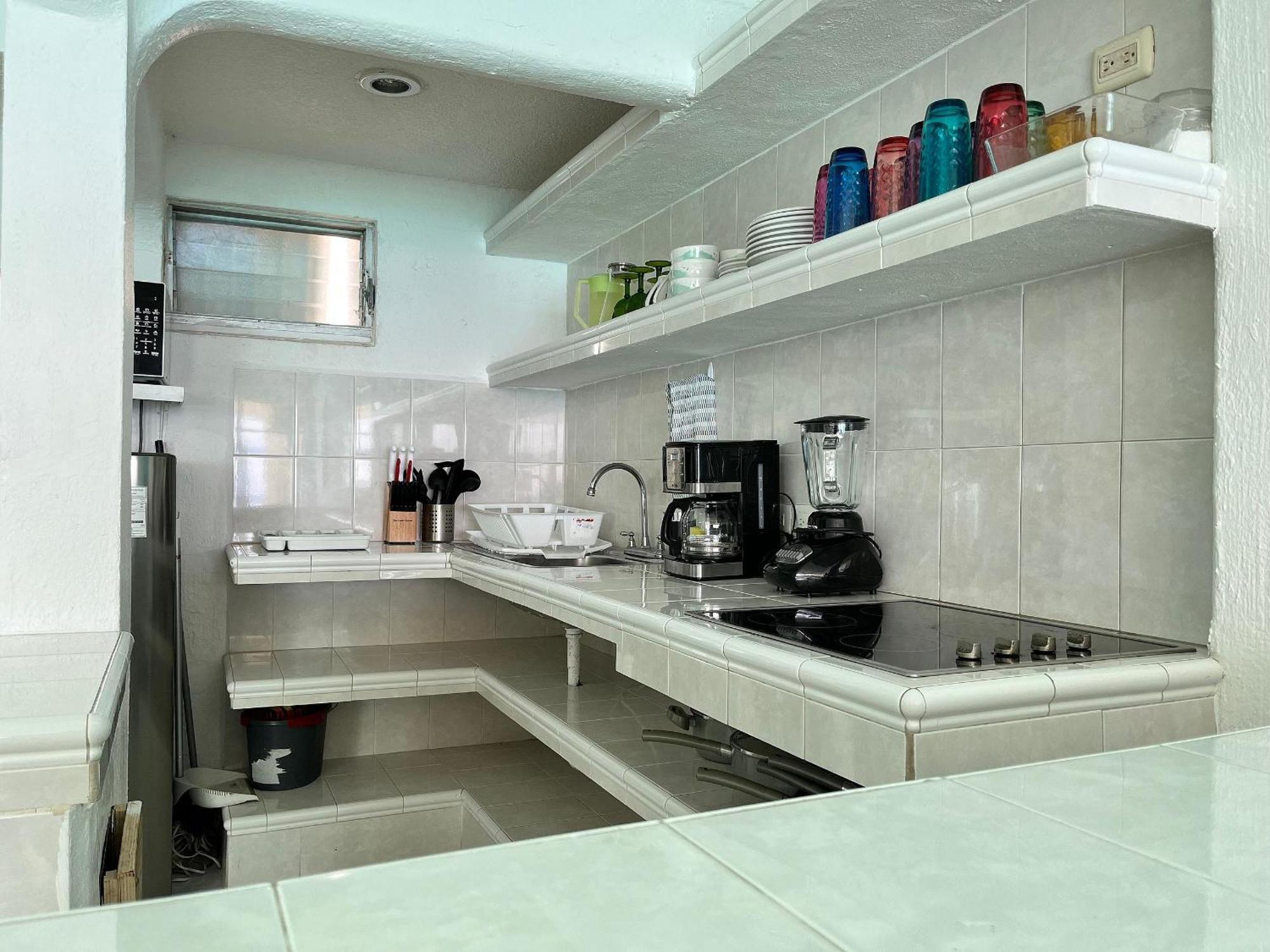 Beautiful Front Pent House In Cancun!!! * Cancún