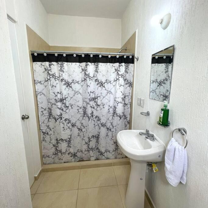 Сasa de vacaciones Casita Bugambilia *