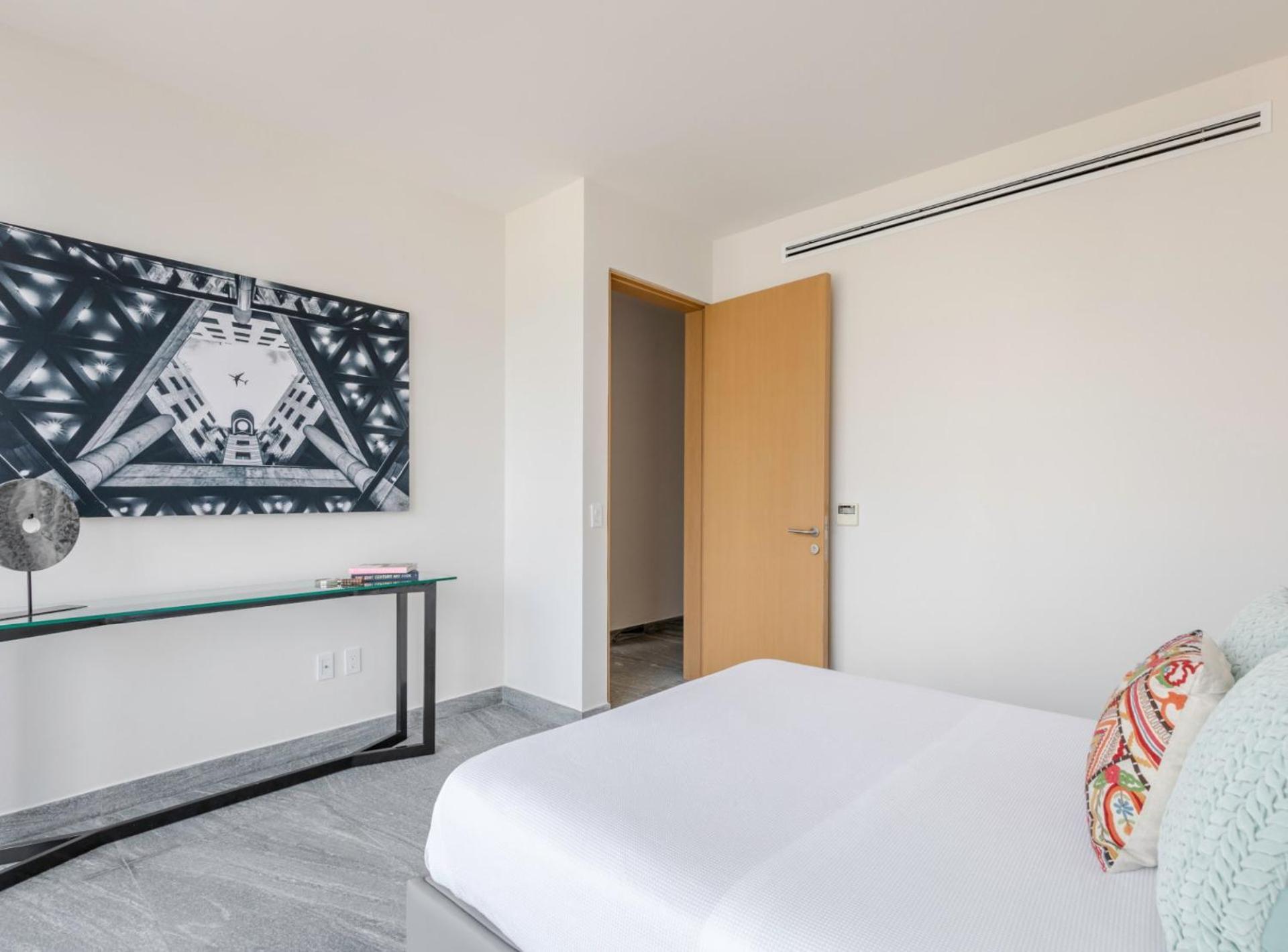 Luxurious 4br By The - Rooftop Pool Cancun