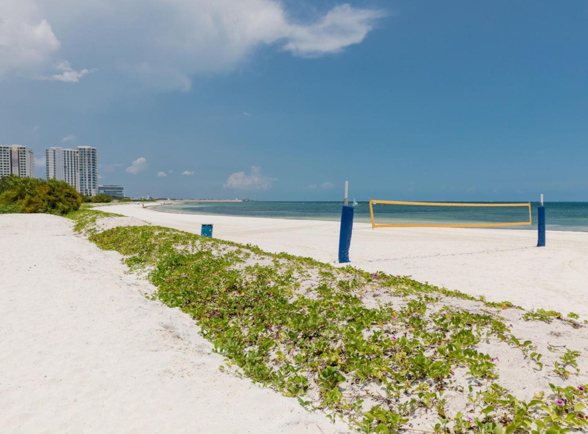 Apartamento Luxurious 4br By The - Rooftop Pool Cancún