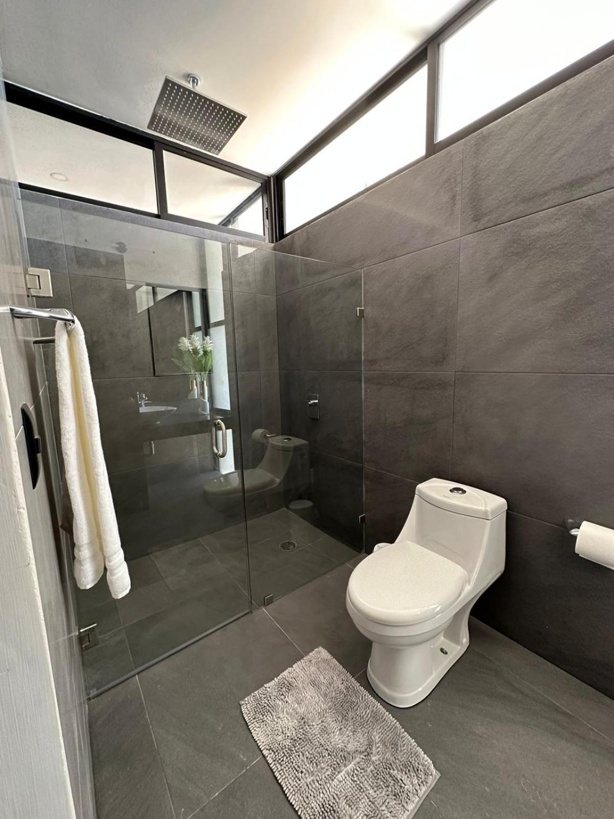 Casa Cristal 3 Pisos Arbolada * Cancún