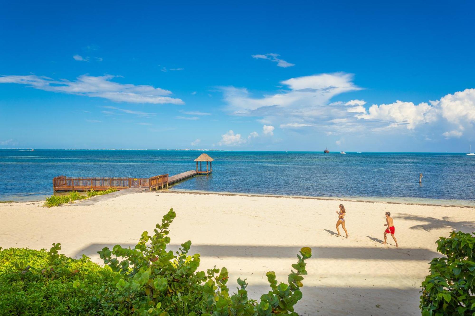 Apartahotel Naima Luxury Beachfront (adults Only)
