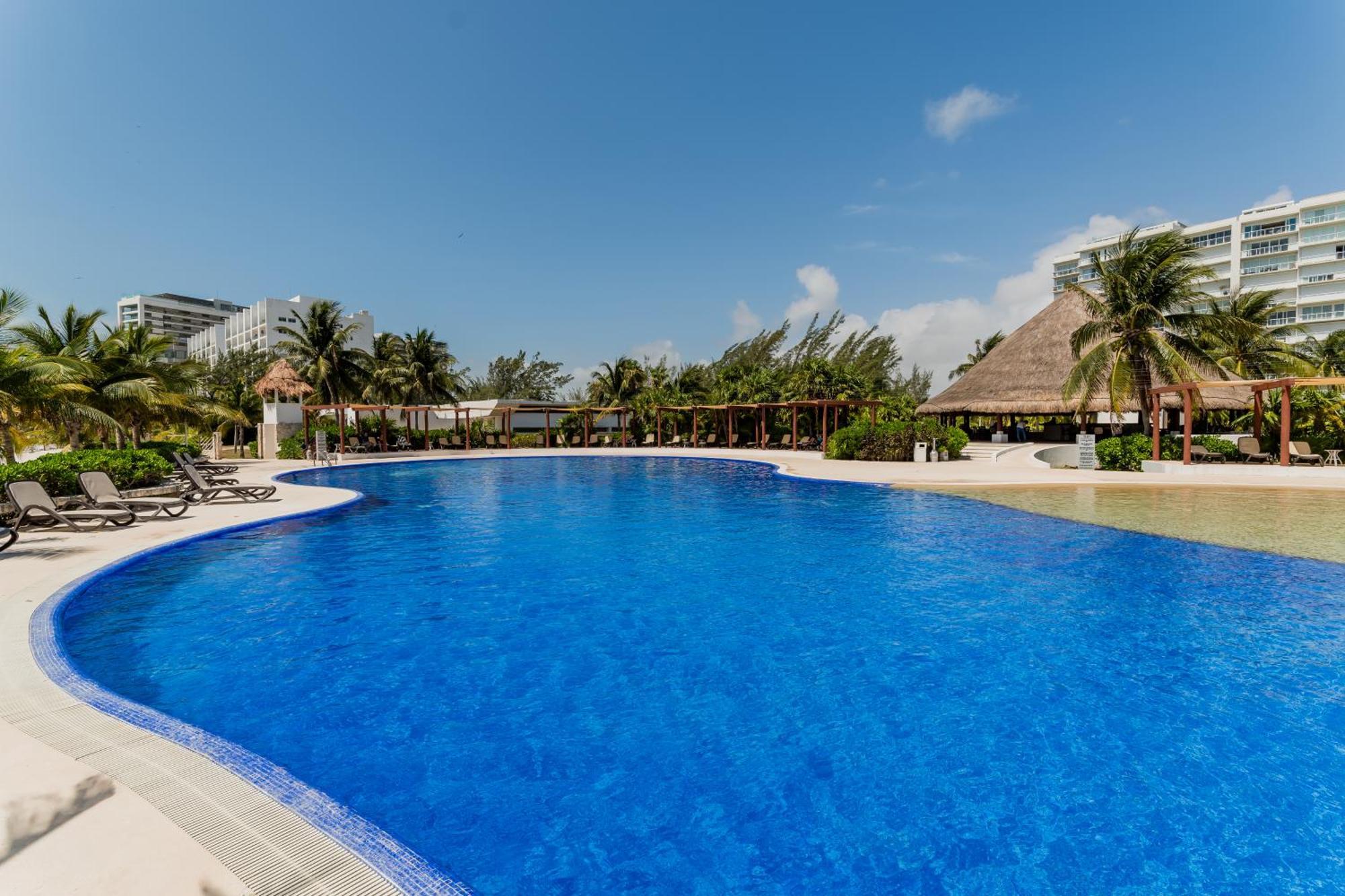 Seacost Beachfront 2bdr With Pool By Casa Paraiso Apartamento *