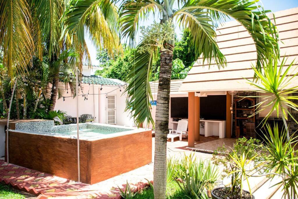 Villa Cozy With Private Pool, Garden & Palapa Cancun