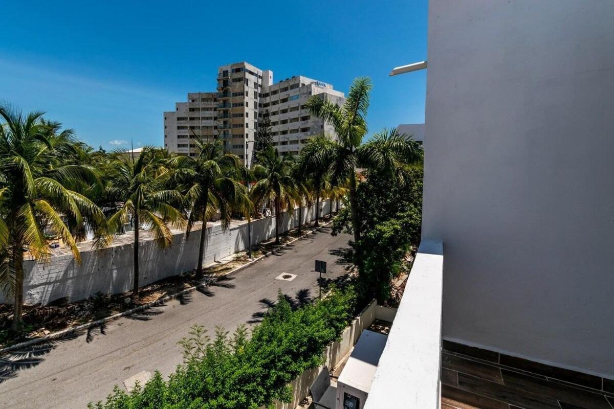 Zona Hotelera 3 Bedroom Lagoon Playa Linda Cancún