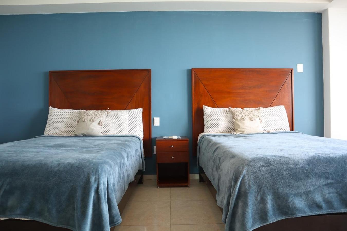 With Ocean View, 1 Min To Coco Bongo Apartamento Cancún