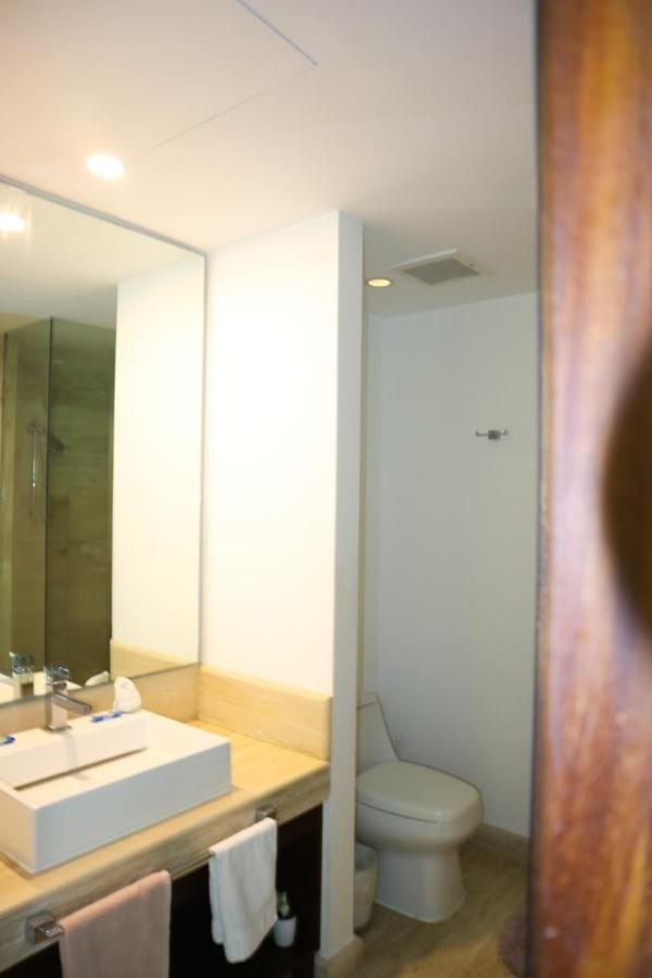 Apartamento Modern With Balcony & Pool, Marina Puerto