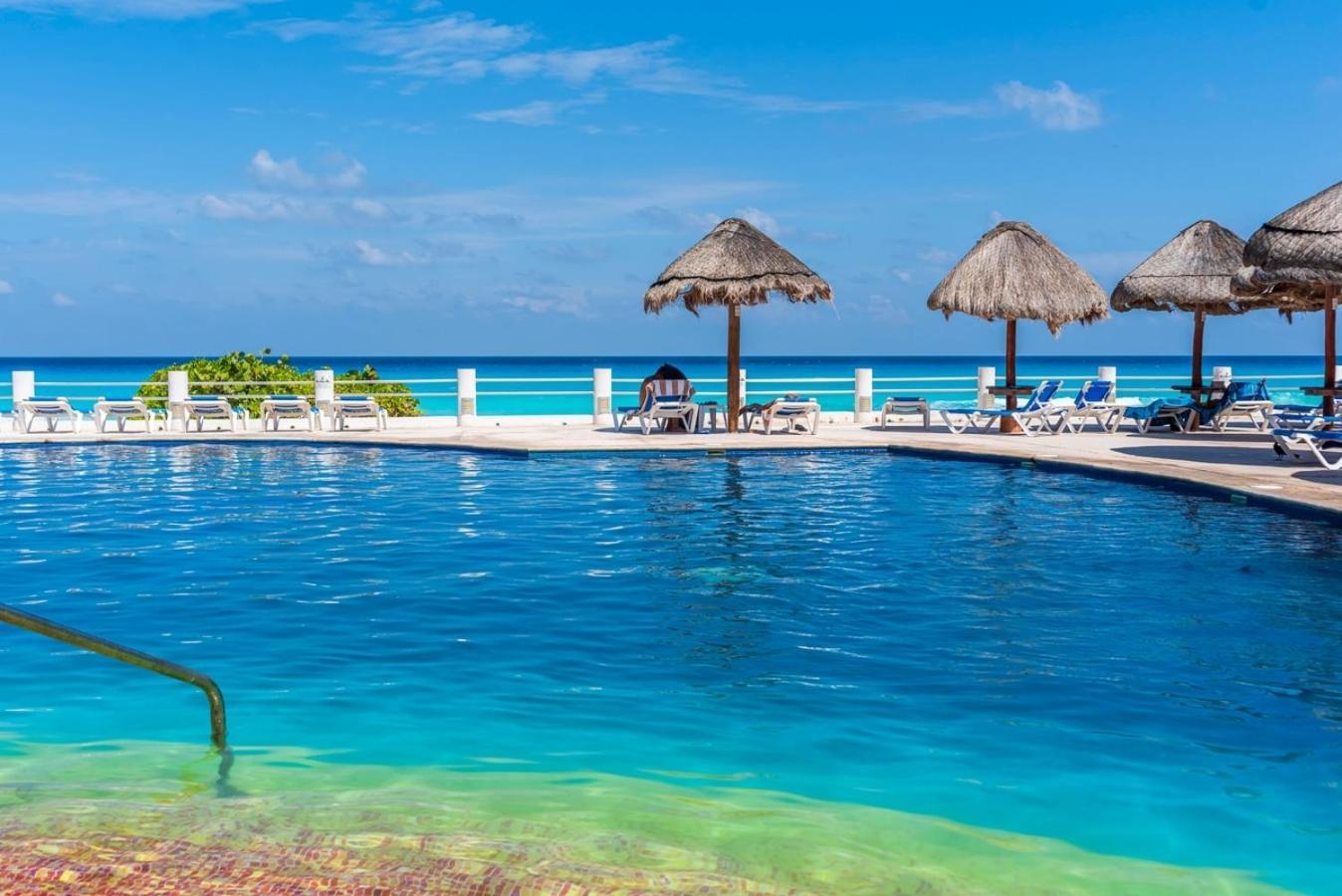 Ocean View, 3 King Beds, Balcony Cancún