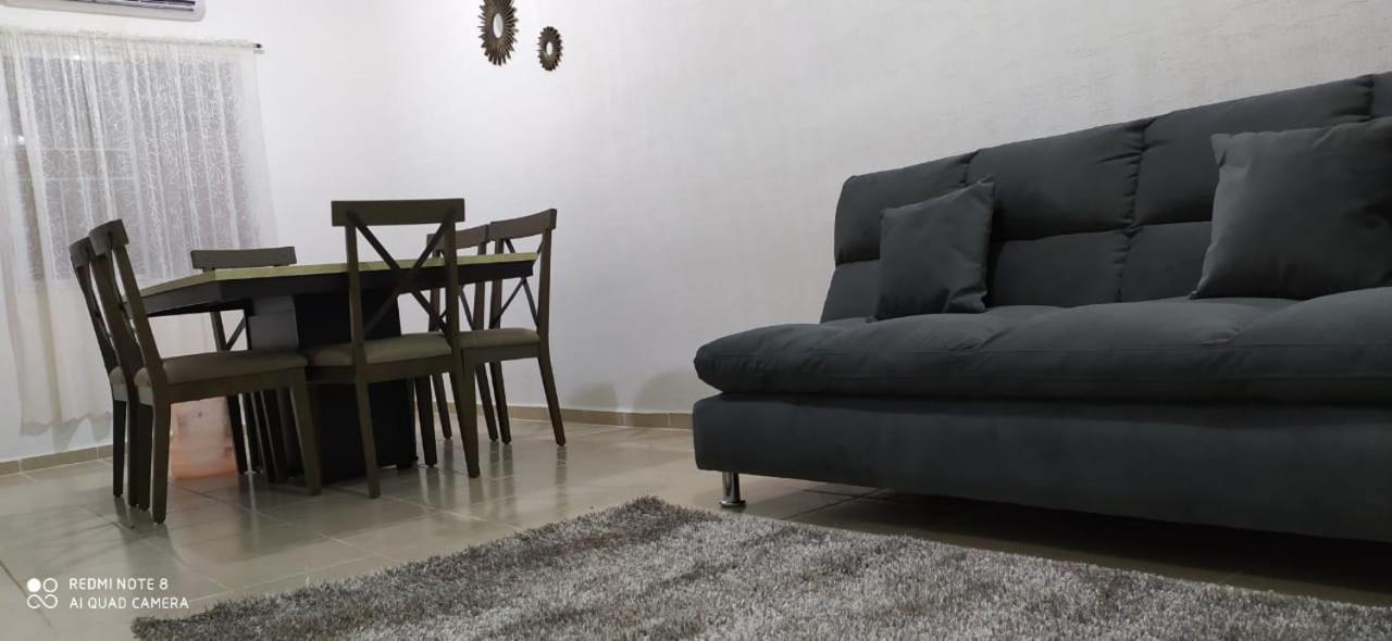 Сasa de vacaciones Casa Vacacional En Ciudad De *