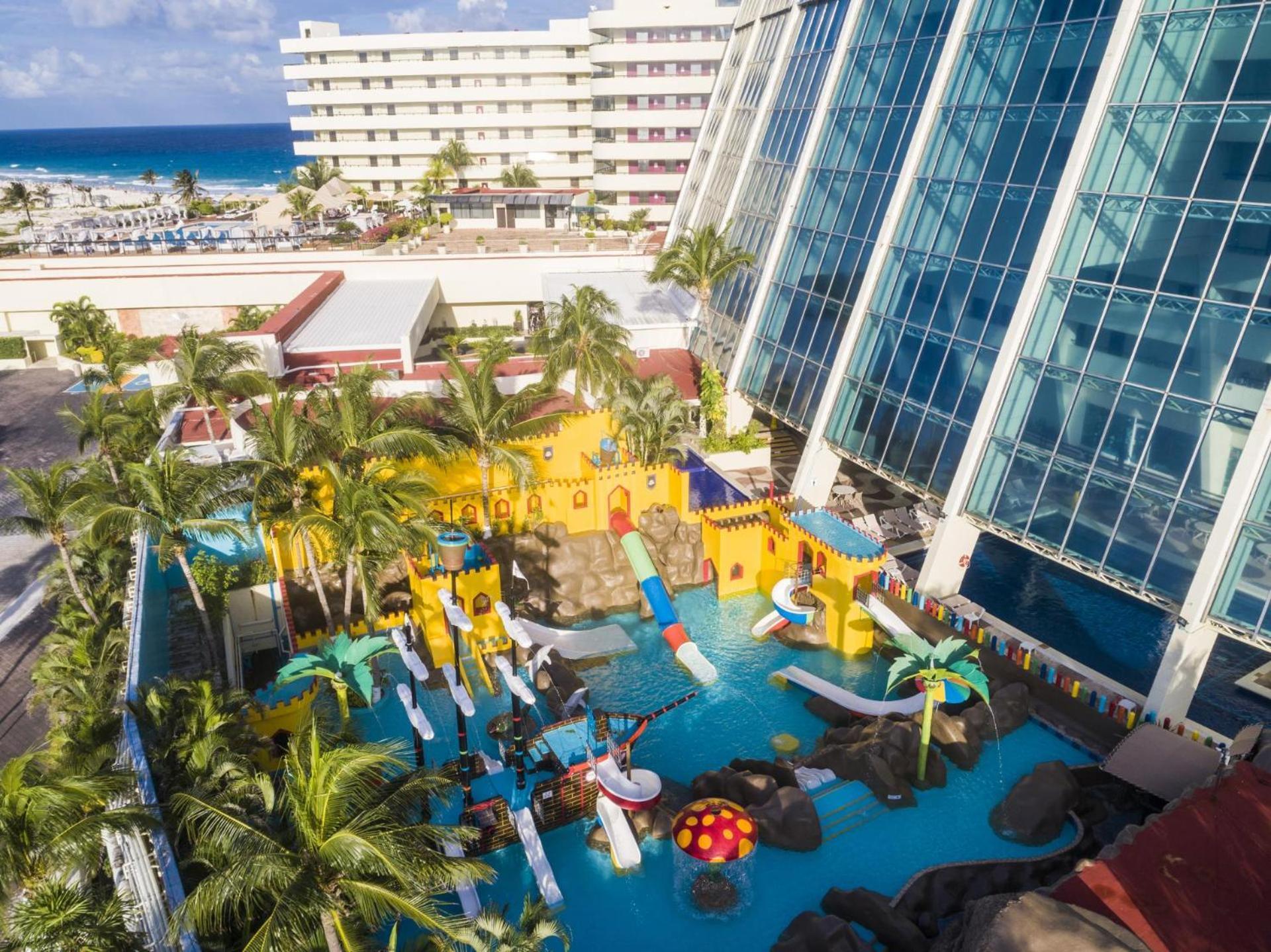 Crown Paradise Club Resort 5*