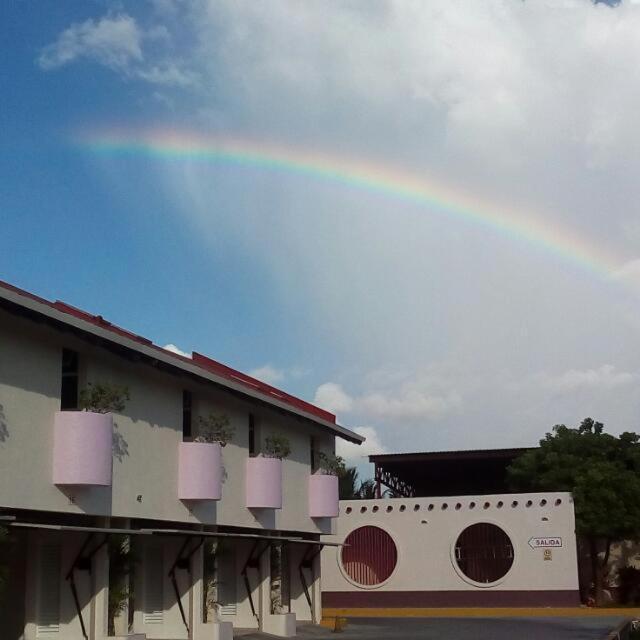 Las Cerezas Motel *