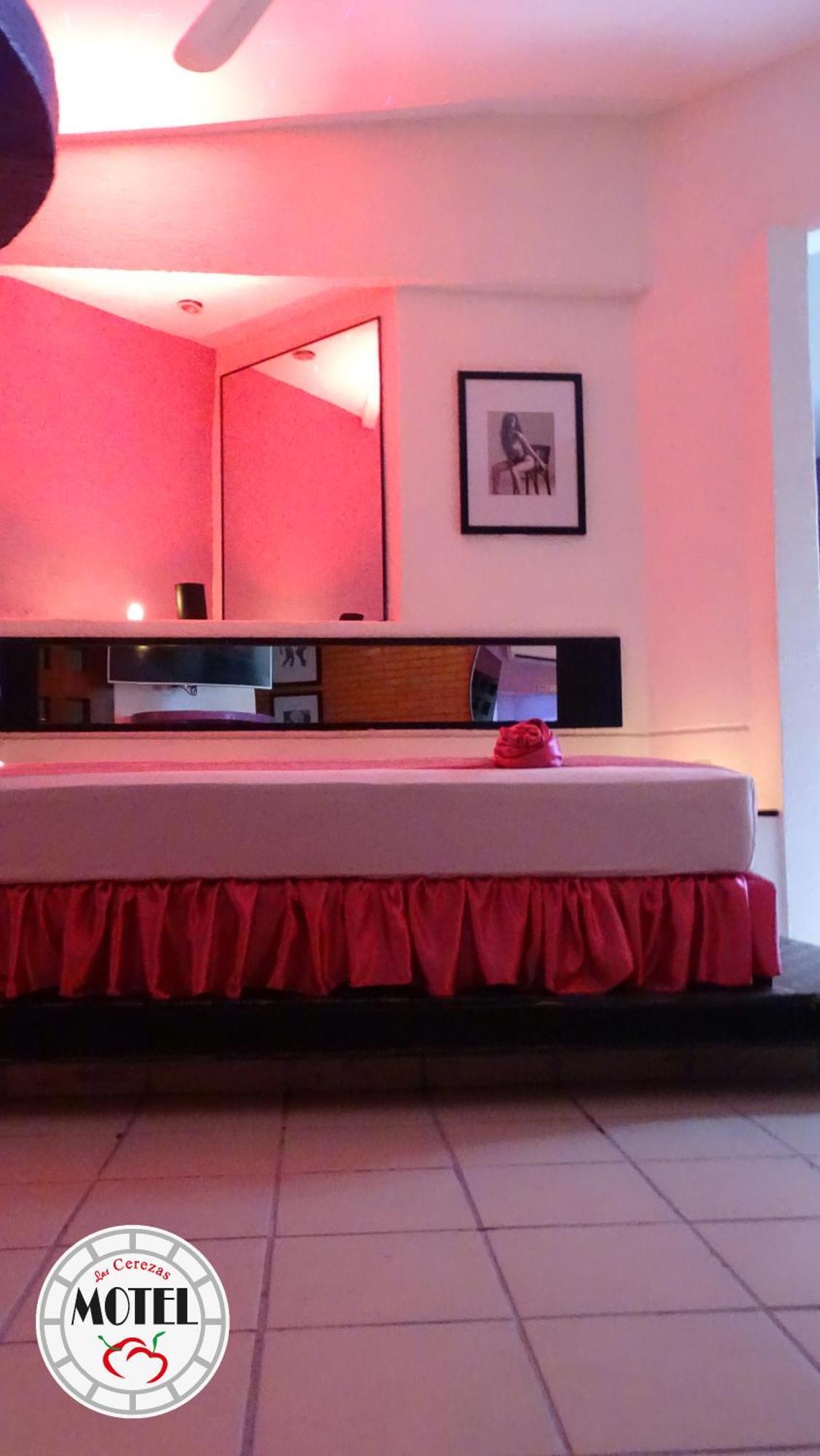 Las Cerezas Motel