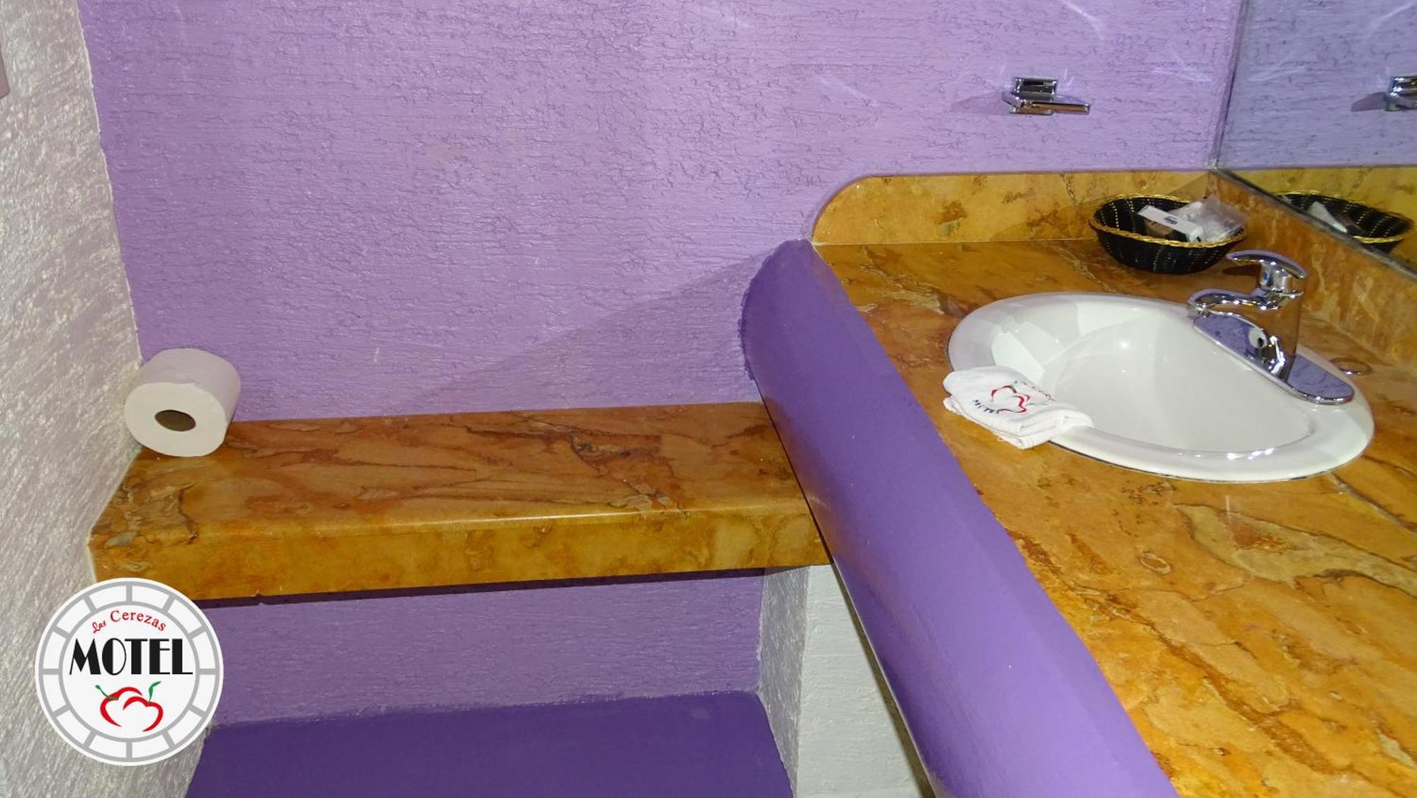 Las Cerezas Motel